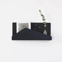 מדפי מתכת שחורים פחם