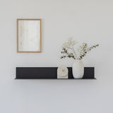 LINE מדף ברזל בעיצוב מינימליסטי