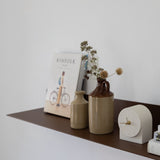 LINE מדף ברזל בעיצוב מינימליסטי