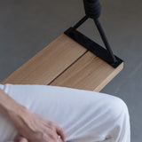 נדנדת עץ אלון וברזל בשחור