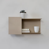 FLIP – שידת צד לתלייה דו-כיוונית