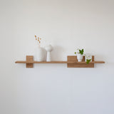 BLOCK- מדף עץ אלון מלא 130 ס״מ (שתי קוביות עץ)