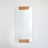 KORA MIRROR מראה מודולרית עם אלמנט עץ