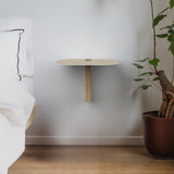 CUT
שידת צד תלויה בשילוב עץ ומתכת