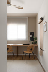 מתלה גליל נייר
מתלה לקיר לכתיבה ועיצוב