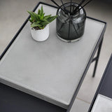 שולחן סלון מלבני עם אריח בטון או עץ