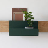 KORA BOX מדף מתכת קופסתי לתלייה על מדף בסיס