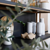 FRAME set A6 ספרית מדפים לחדר שינה או סלון