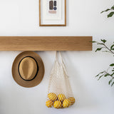 KORA HANGERS מתלה מתכת עם חזית עץ מעוצב לקיר