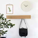 KORA HANGERS מתלה מתכת עם חזית עץ מעוצב לקיר