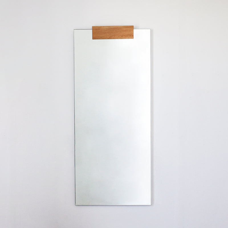KORA MIRROR מראה מודולרית עם מסגרת אלמנט עץ
