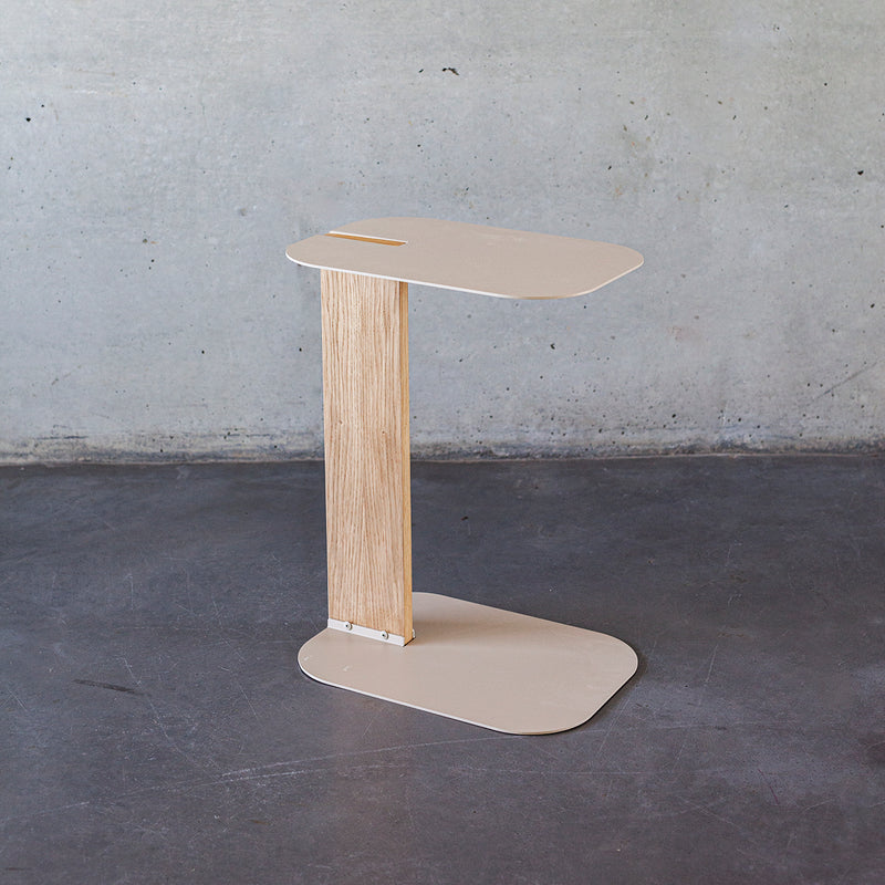 CUT square - שולחן צד