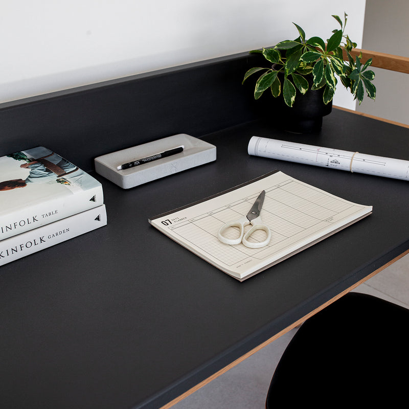 Frame Desk שולחן עבודה מעוצב